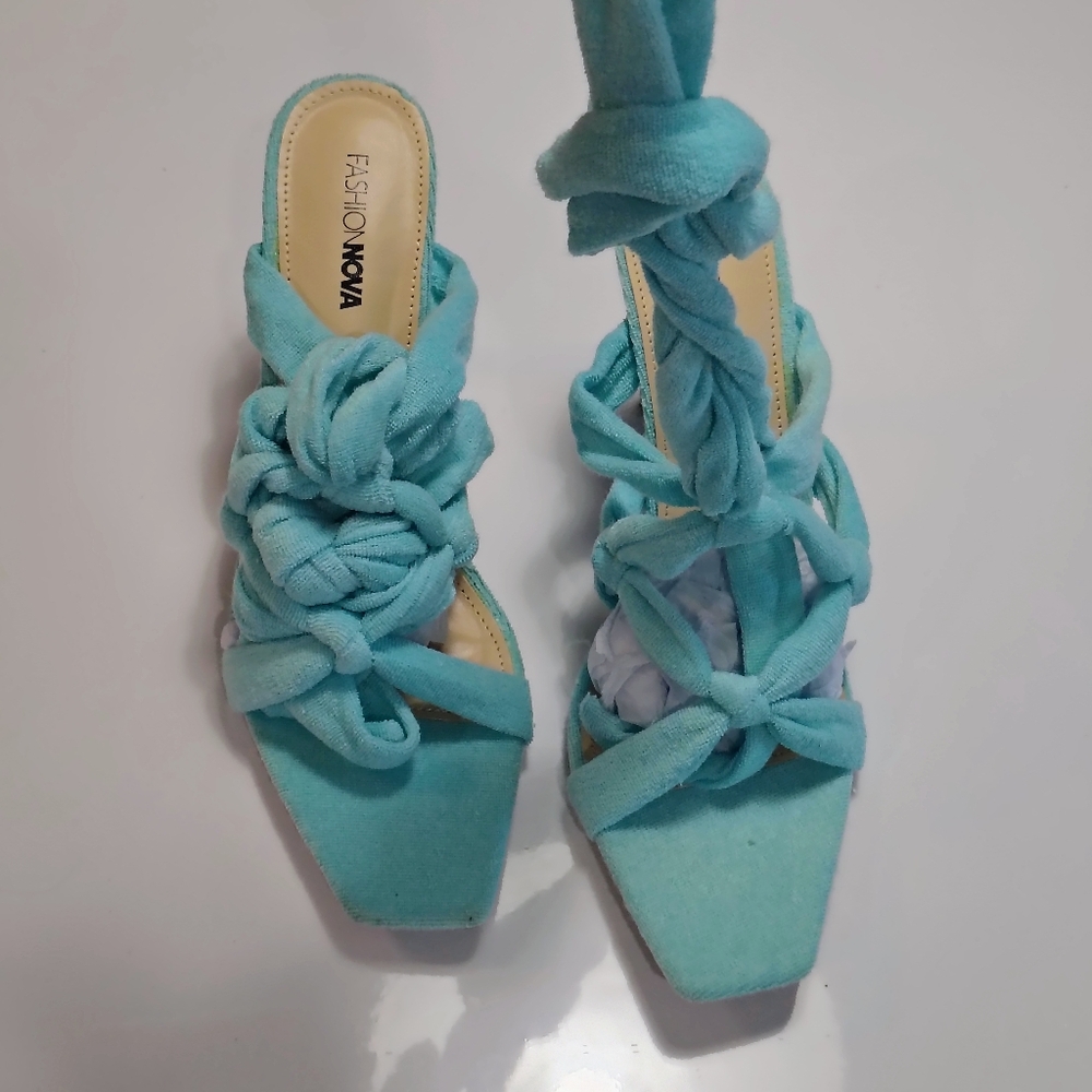 NWNB Fashion Nova Turquoise Knot-Detail Heeled Sandals Size 11M - Picture 4 of 11